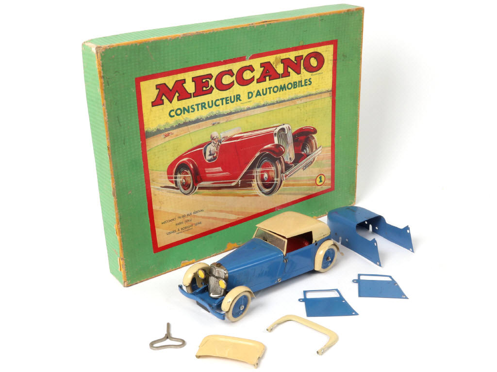 Lot 85 - MECCANO (FRANCE) (1)