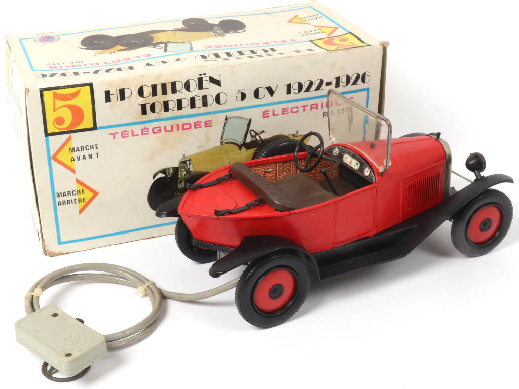 Lot 132 - FRANCE JOUETS (FRANCE) (1)