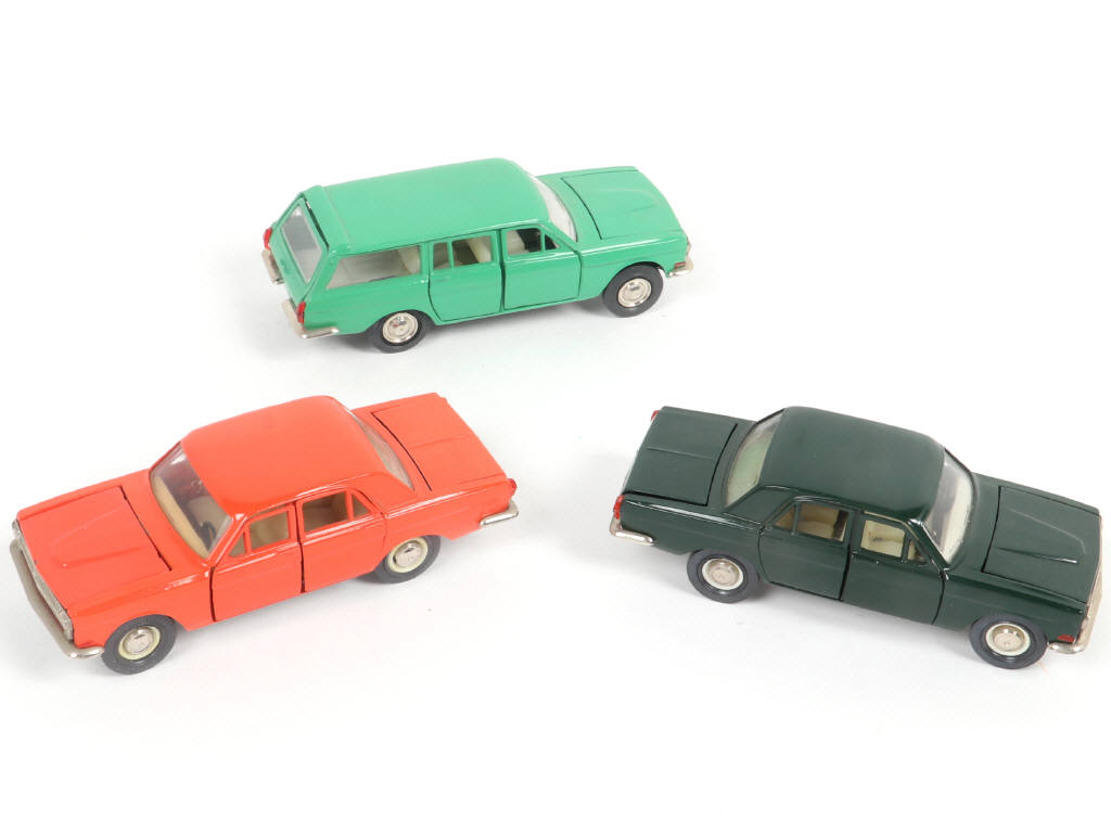 Lot 124 - NOVOEXPORT (URSS) (3)