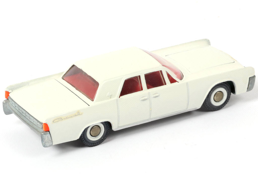 Lot 141 - TEKNO (DANEMARK) (1)