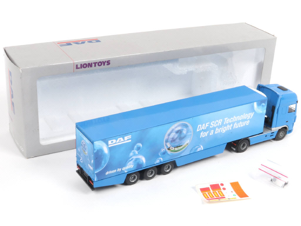 Lot 137 - LION-TOYS (DANEMARK) (1)