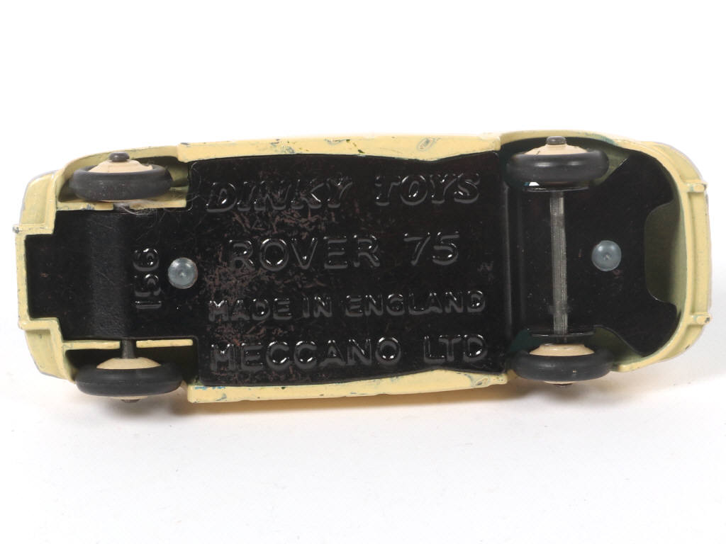 Lot 296 - DINKY TOYS (GB) (1)