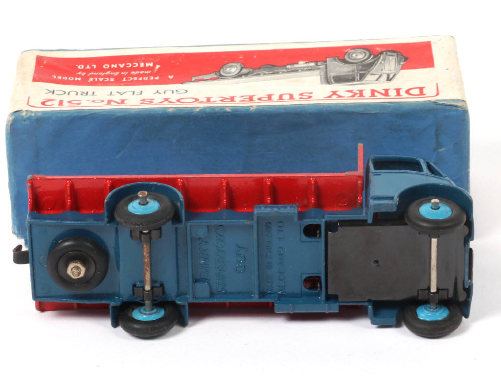 Lot 322 - DINKY TOYS (GB) (1)