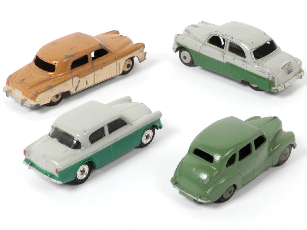 Lot 328 - DINKY TOYS (GB) (4)