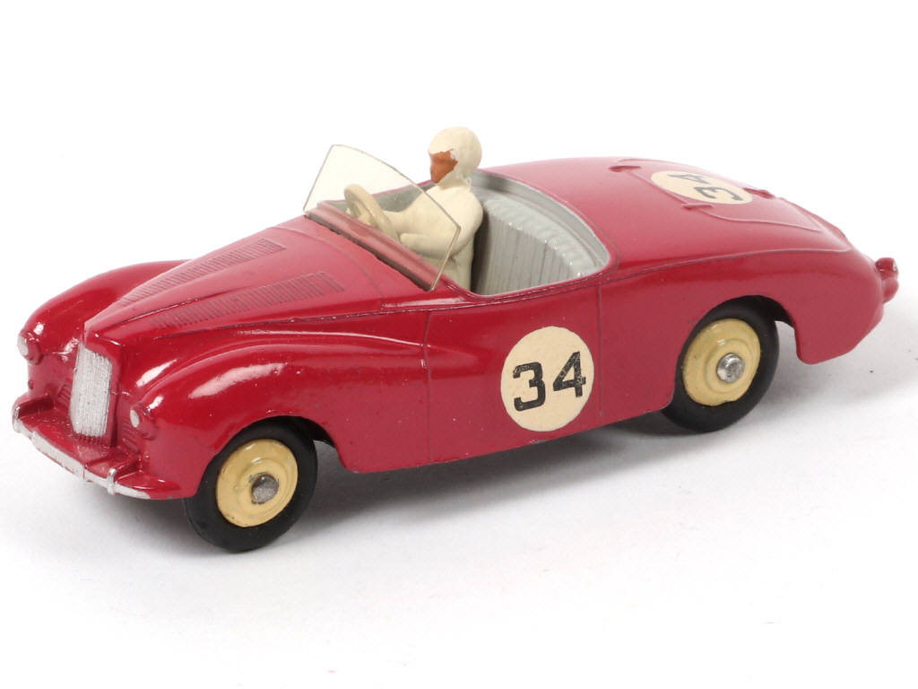 Lot 288 - DINKY TOYS (GB) (1)