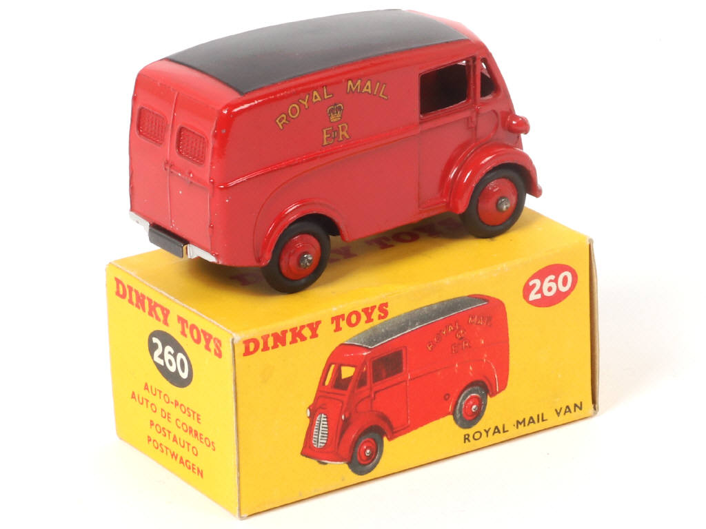 Lot 321 - DINKY TOYS (GB) (1)