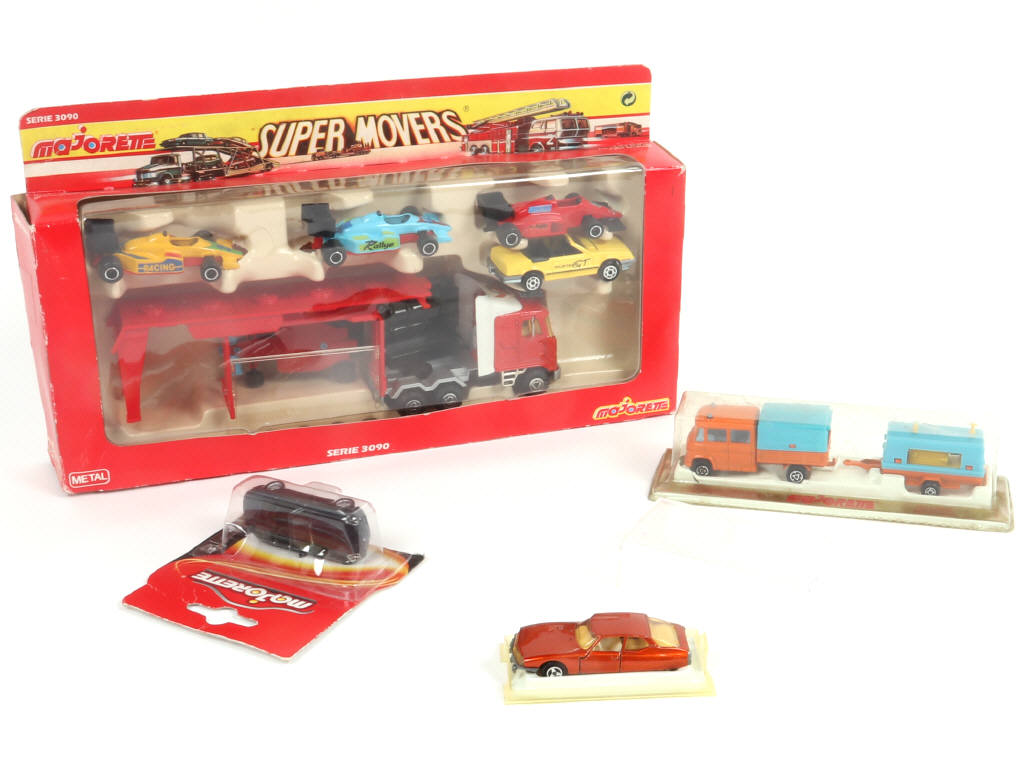 Lot 269 - MAJORETTE (FRANCE) (4)