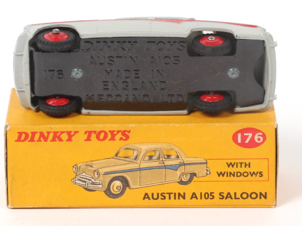 Lot 314 - DINKY TOYS (GB) (1)