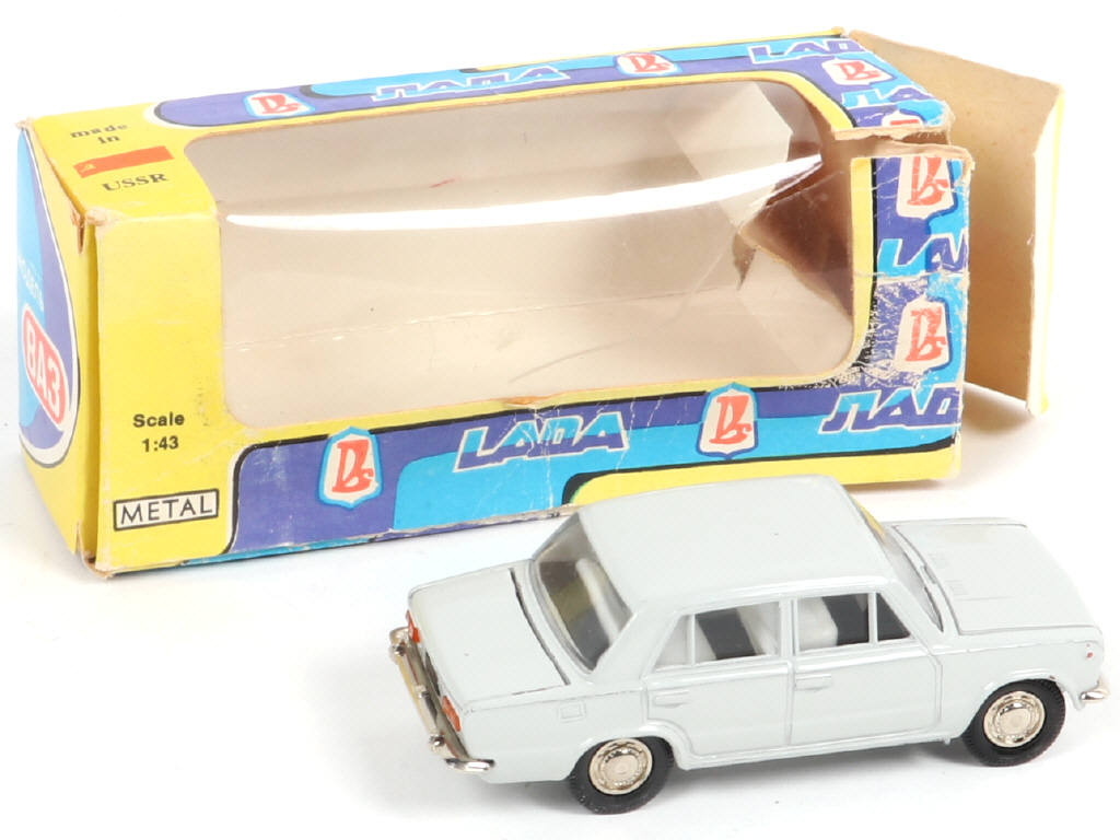 Lot 120 - NOVOEXPORT (URSS) (1)