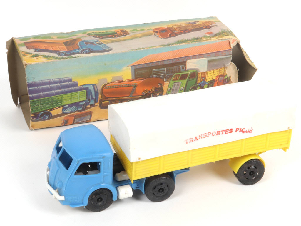 Lot 77 - PIQUE (ESPAGNE) (1)