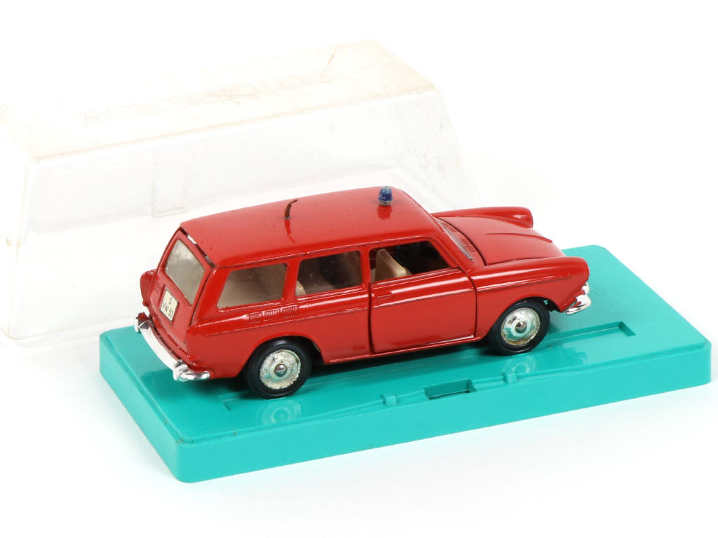 Lot 126 - MÄRKLIN (ALLEMAGNE) (1)