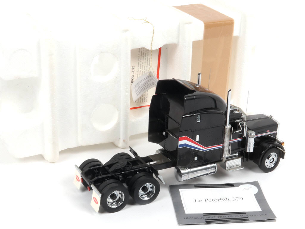 Lot 61 - FRANKLIN MINT (USA) (1)