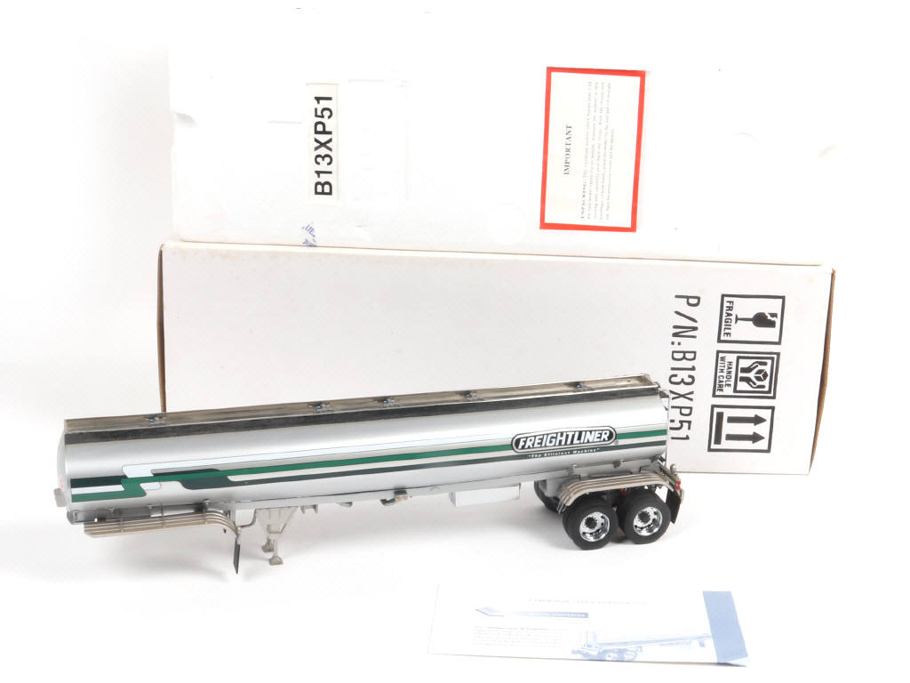 Lot 70 - FRANKLIN MINT (USA) (1)