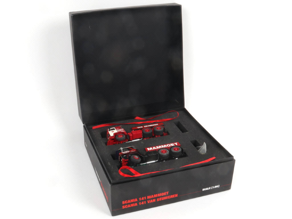 Lot 114 - WSI COLLECTIBLES (CHINE) (1)