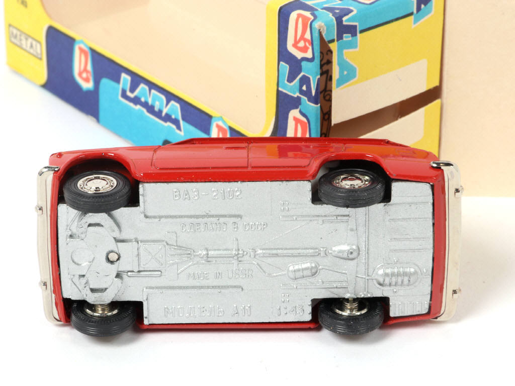 Lot 143 - NOVOEXPORT (URSS) (1)