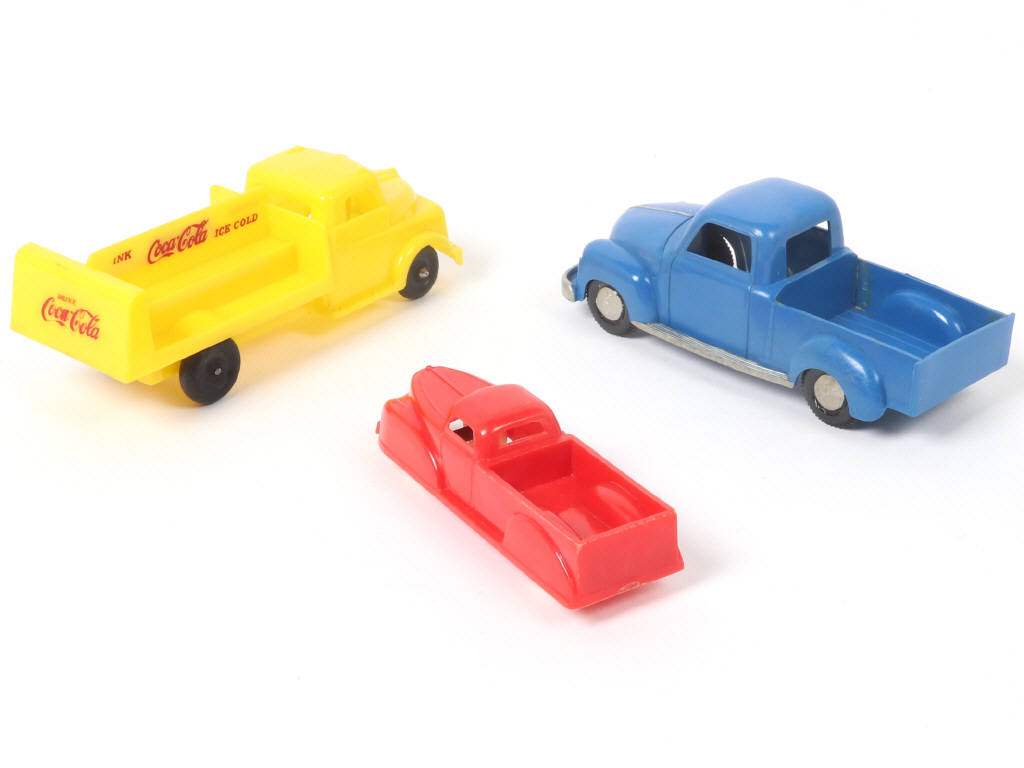 Lot 117 - DIVERS (USA) (3)