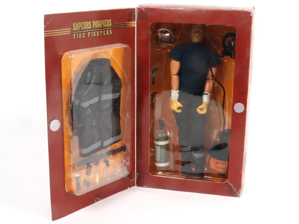 Lot 72 - BLUE BOX TOYS (USA) (1)