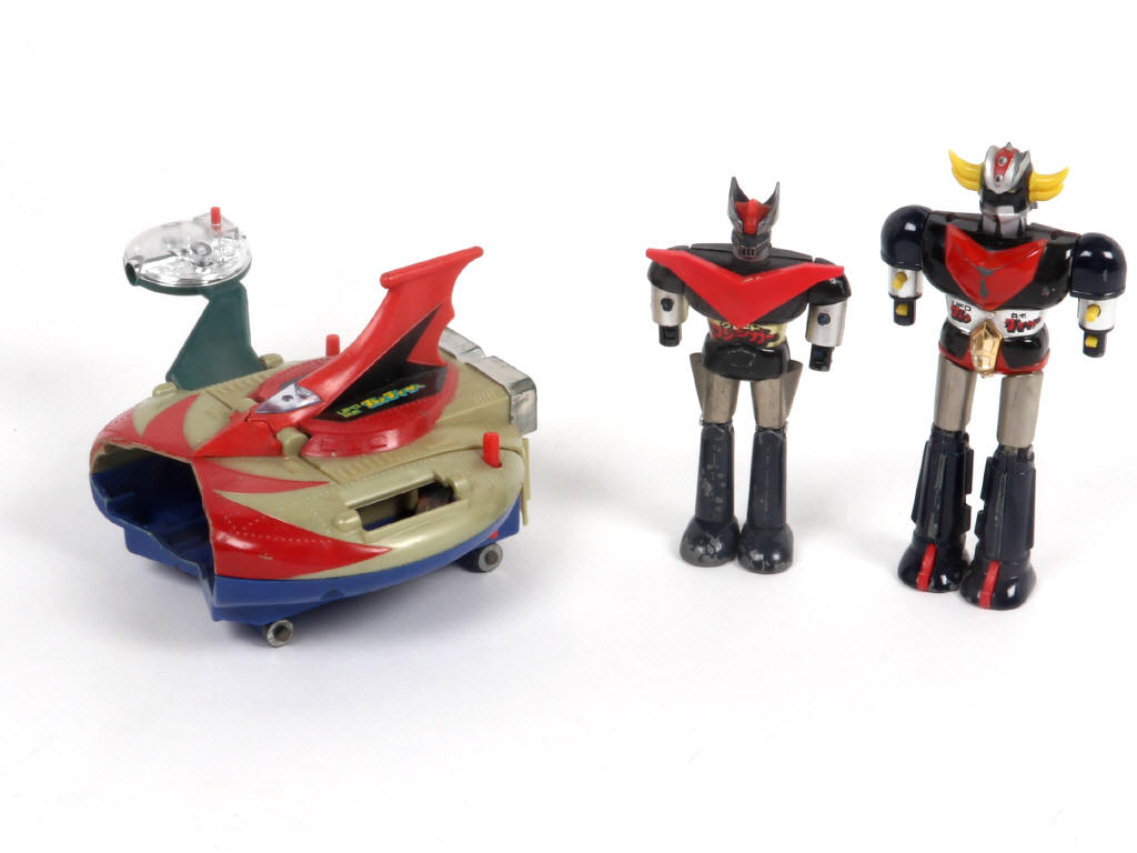 Lot 34 - POPY (JAPON) (3)