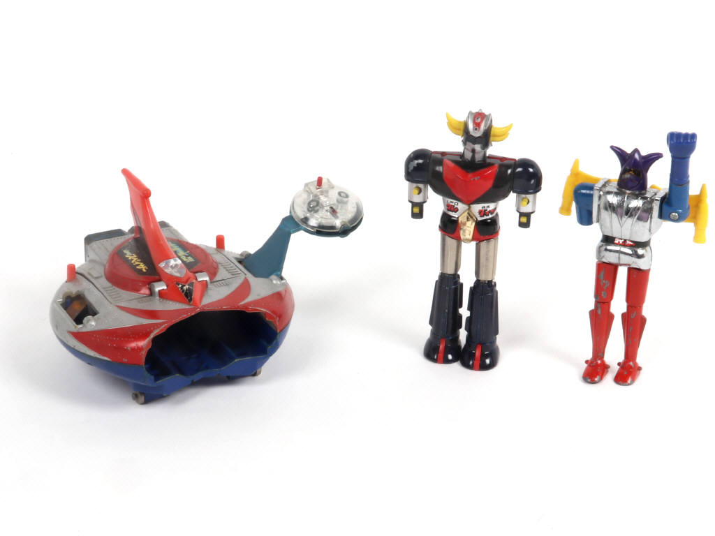 Lot 32 - POPY (JAPON) (3)