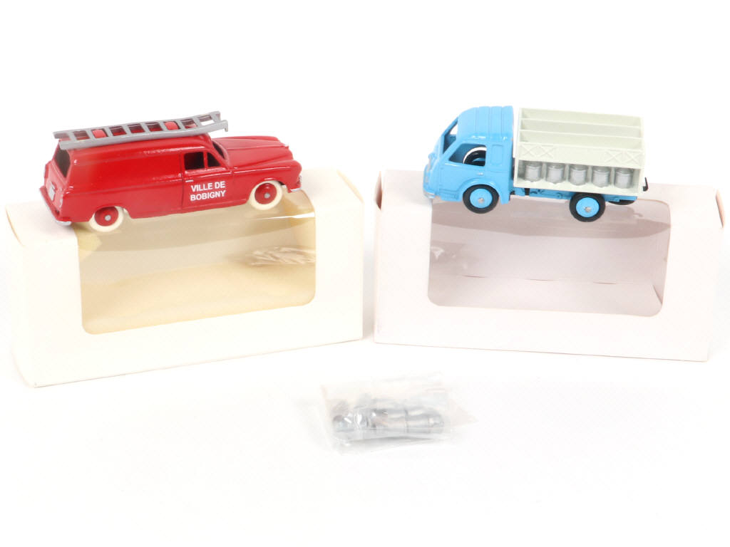 Lot 125 - CLUB DINKY FRANCE (2)