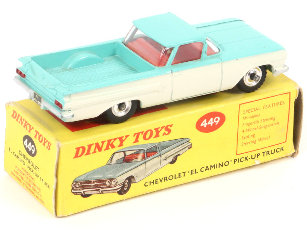 Lot 121 - DINKY TOYS (GB) (1)
