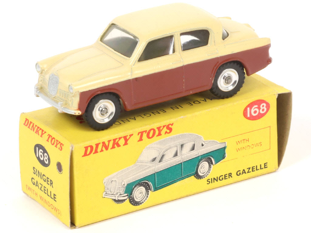 Lot 167 - DINKY TOYS (GB) (1)