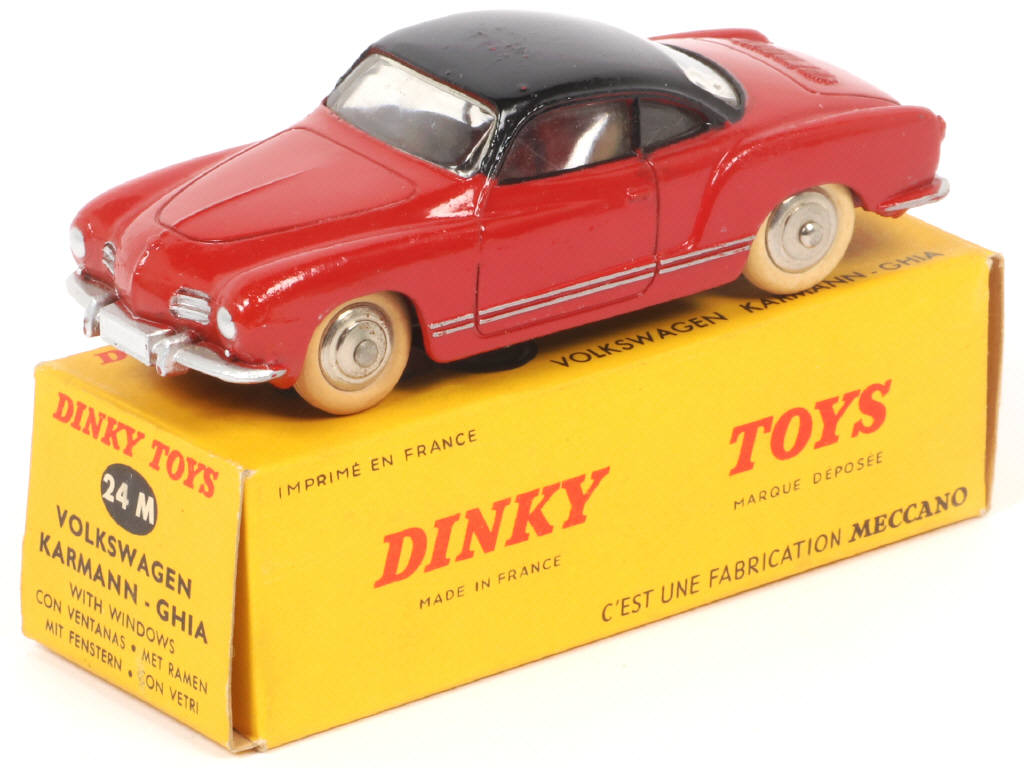 Lot 207 - DINKY TOYS (FRANCE) (1)