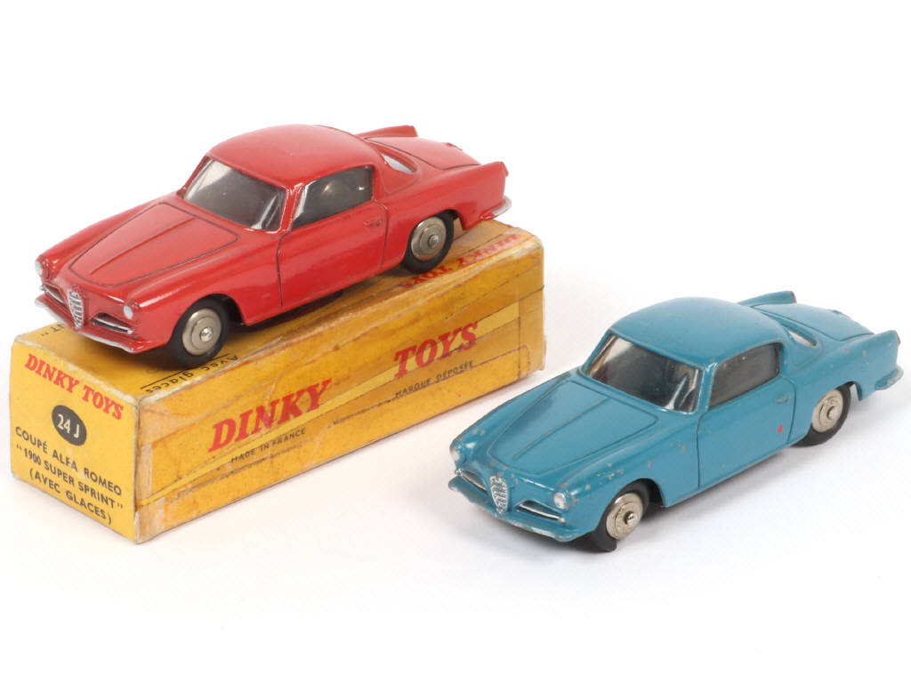 Lot 292 - DINKY TOYS (FRANCE) (2)