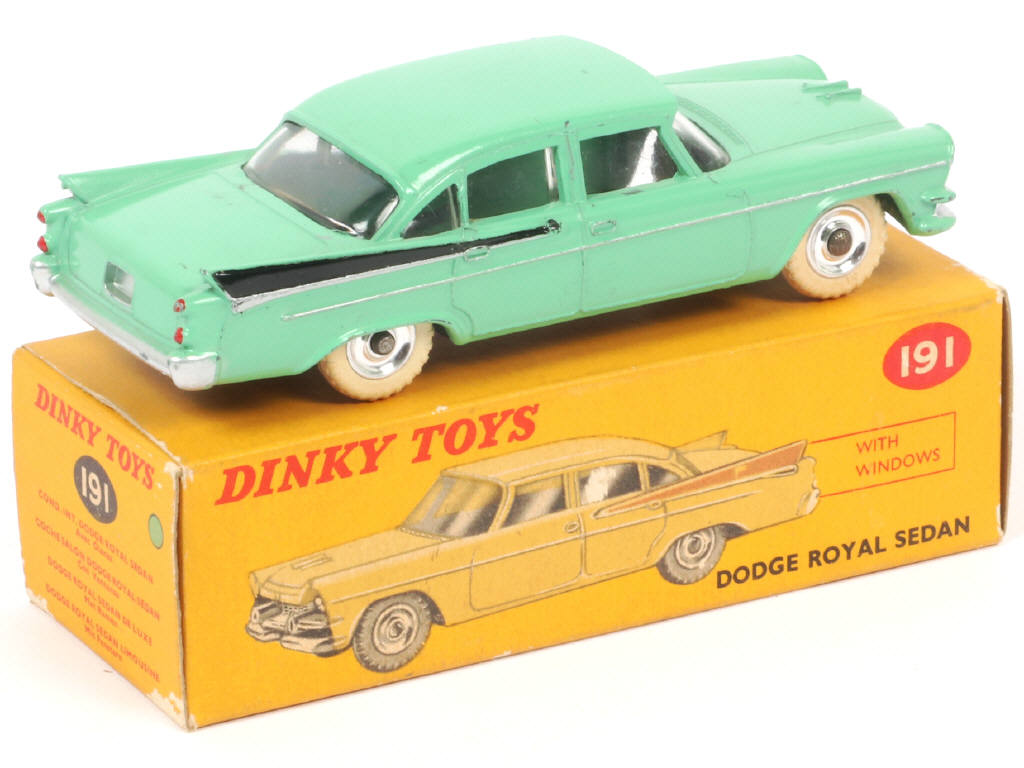 Lot 165 - DINKY TOYS (GB) (1)