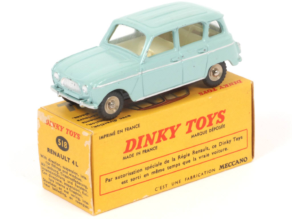 Lot 226 - DINKY TOYS (FRANCE) (1)