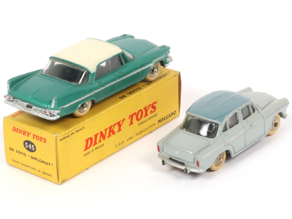Lot 290 - DINKY TOYS (FRANCE) (2)