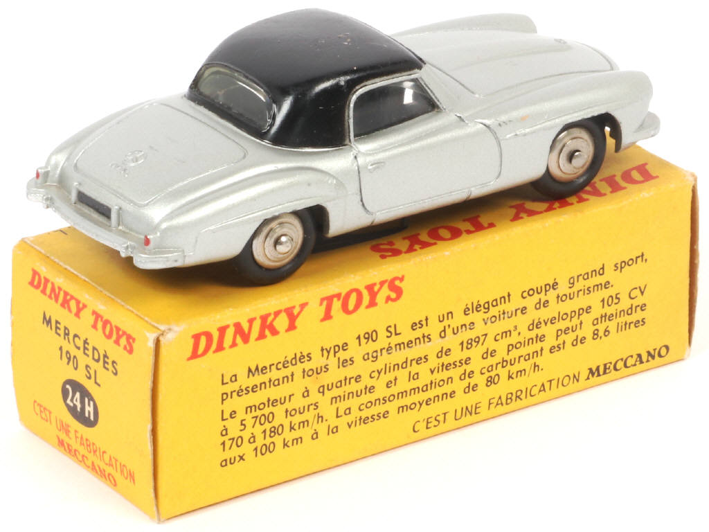 Lot 252 - DINKY TOYS (FRANCE) (1)
