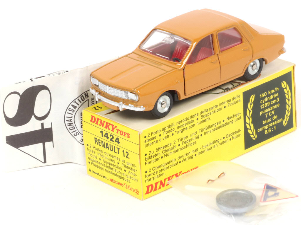 Lot 221 - DINKY TOYS (FRANCE) (1)