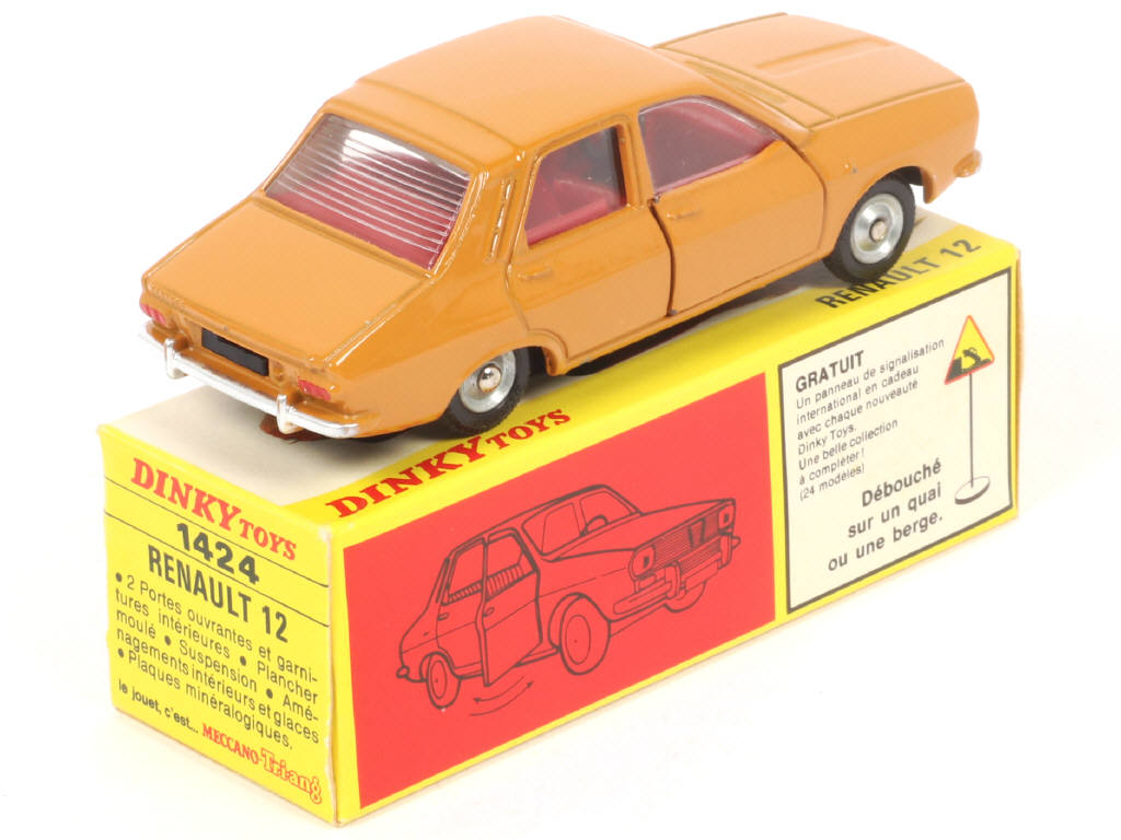 Lot 221 - DINKY TOYS (FRANCE) (1)