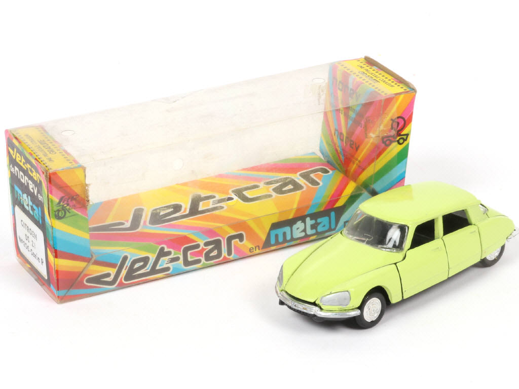 Lot 100 - NOREV - JET CAR (FRANCE) (1)