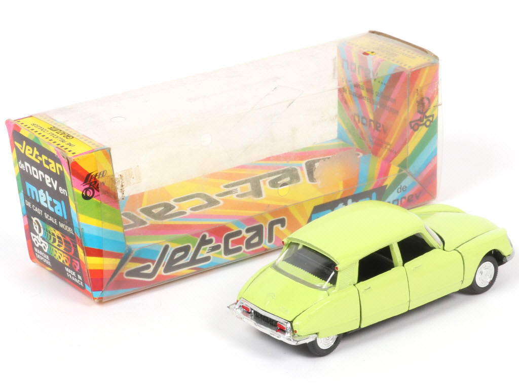 Lot 100 - NOREV - JET CAR (FRANCE) (1)