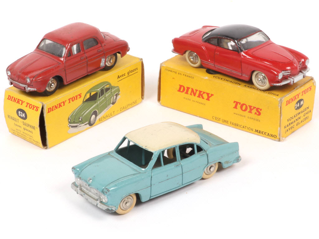 Lot 314 - DINKY TOYS (FRANCE) (3)