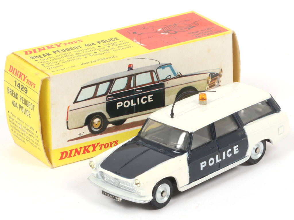 Lot 220 - DINKY TOYS (FRANCE) (1)