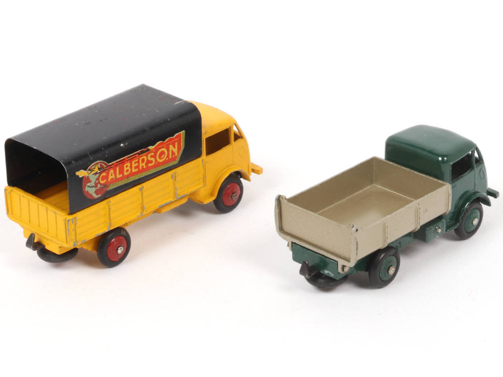 Lot 307 - DINKY TOYS (FRANCE) (2)