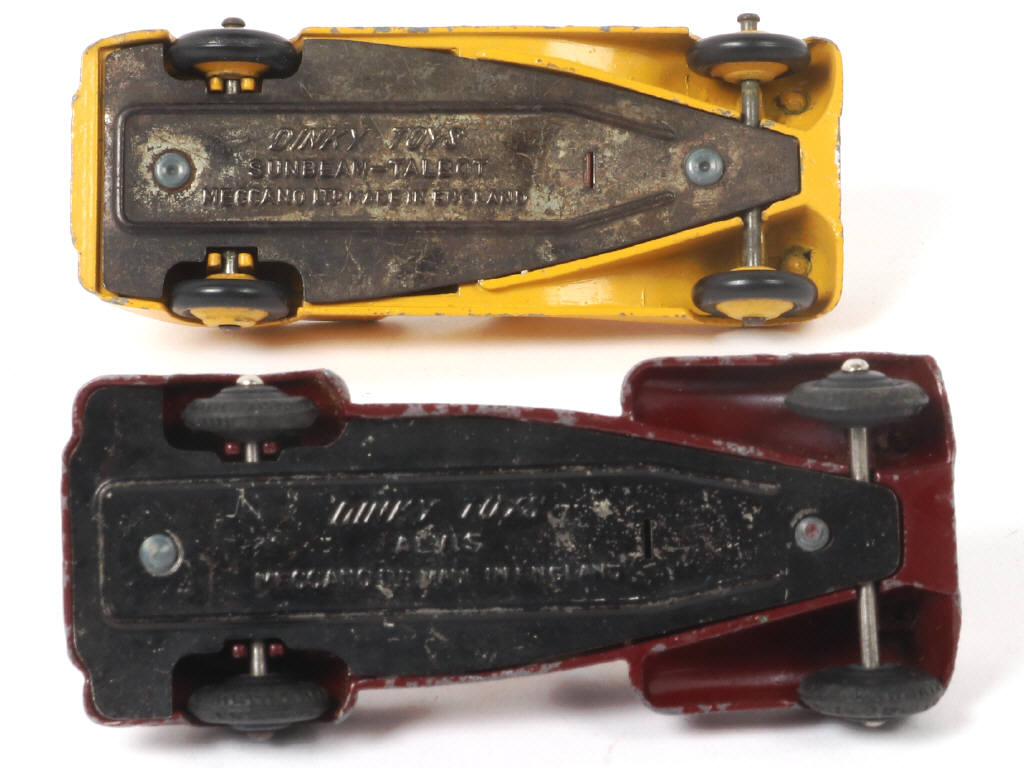 Lot 175 - DINKY TOYS (GB) (2)