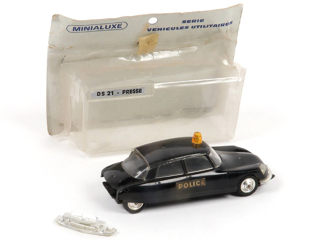 Lot 220 - MINIALUXE (FRANCE) (1)