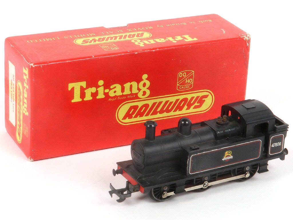 Lot 75 - TRI-ANG 'HO' (GB) (1)