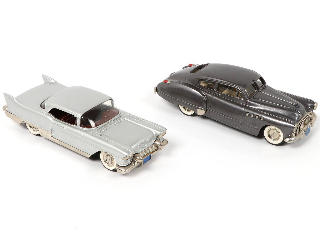 Lot 189 - BROOKLIN MODELS (GB) (2)