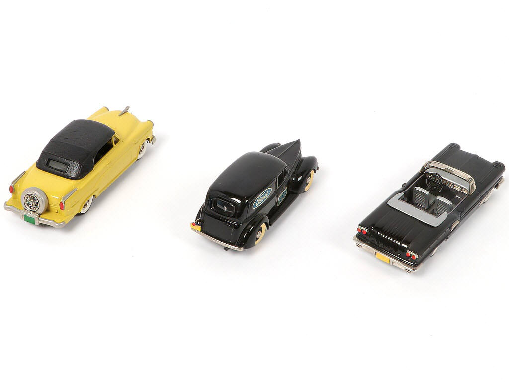 Lot 191 - BROOKLIN MODELS (GB) (3)