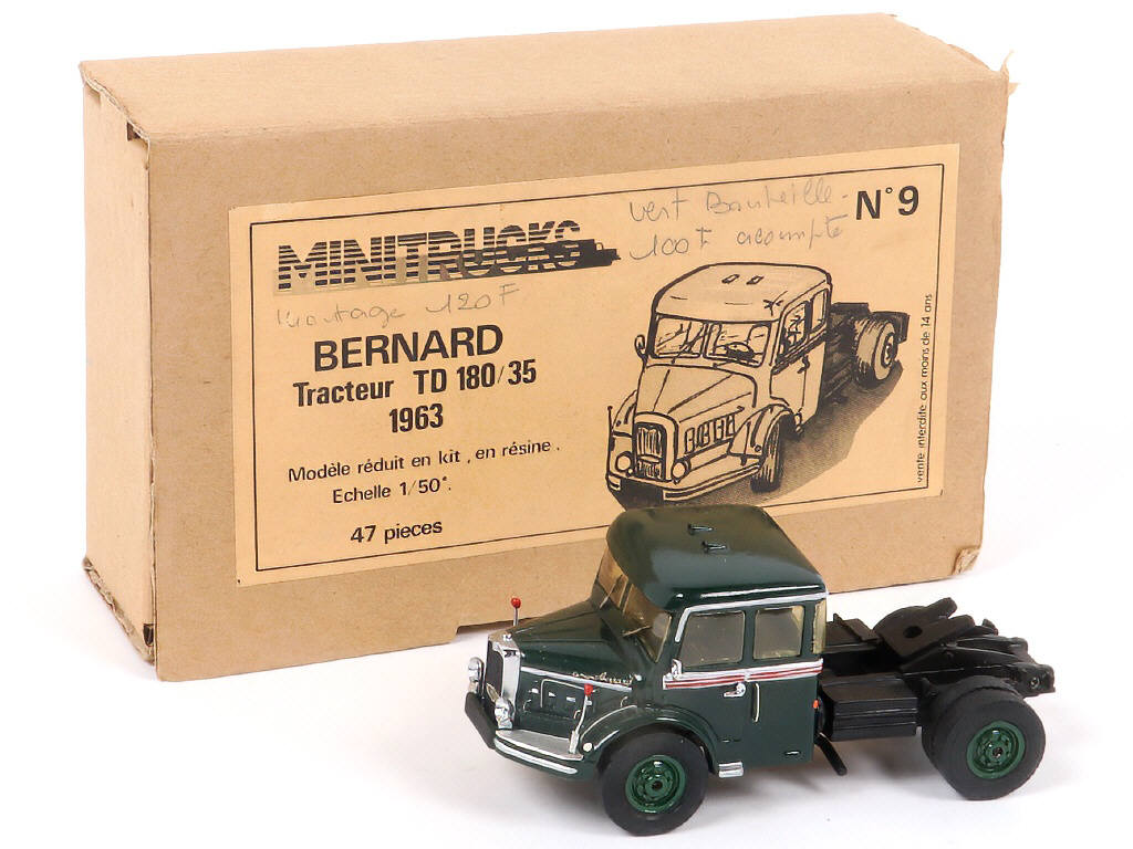 Lot 215 - MINITRUCKS (FRANCE) (1)