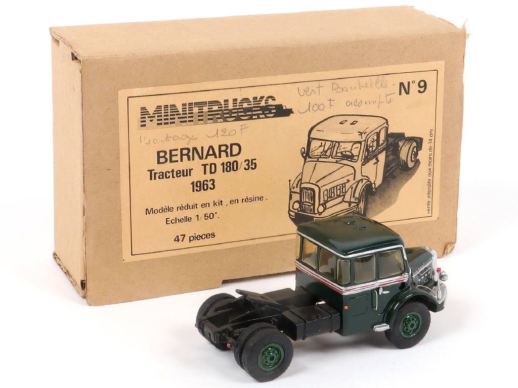 Lot 215 - MINITRUCKS (FRANCE) (1)