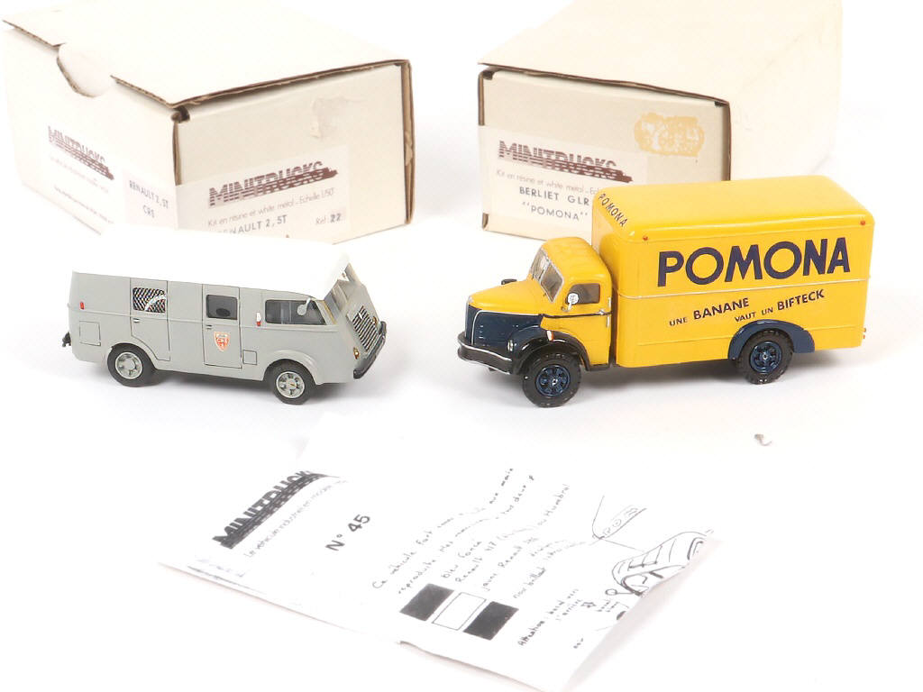 Lot 216 - MINITRUCKS (FRANCE) (2)