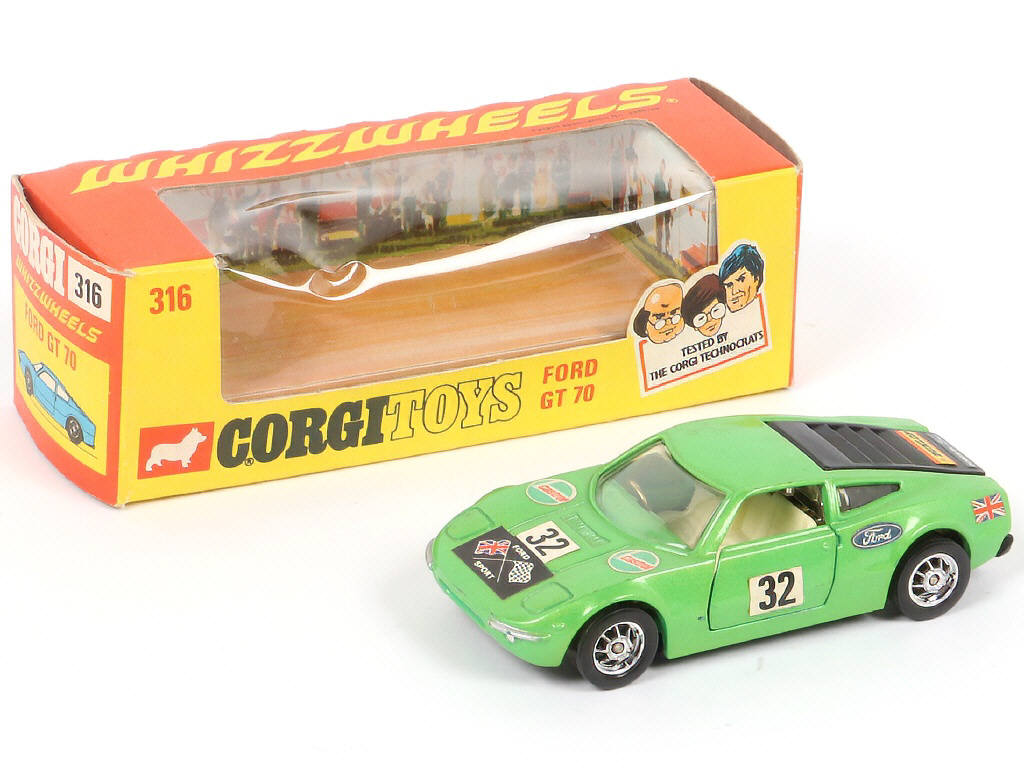 Lot 202 - CORGI TOYS (GB) (1)