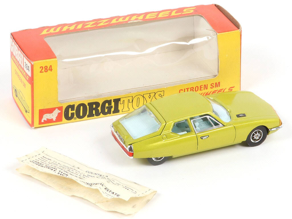 Lot 201 - CORGI TOYS (GB) (1)