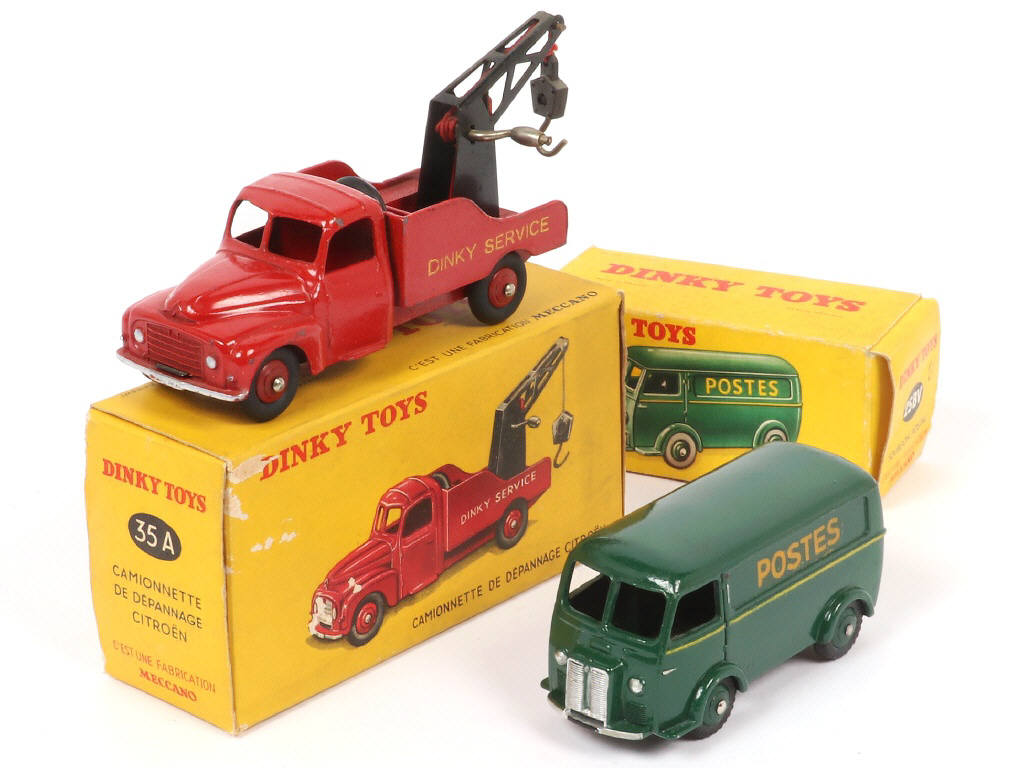 Lot 321 - DINKY TOYS (FRANCE) (2)